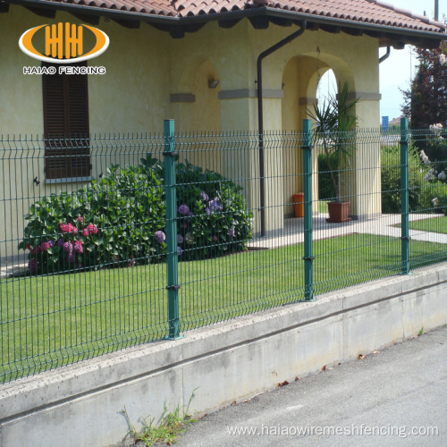 Green RAL6005 powder coated rigid fence panels